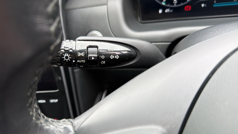 Hyundai TUCSON 1.6 TGDi 48V MHD 180 Ultimate 5dr 4WD DCT Petrol Estate